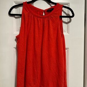 Sleeveless orange/melon top